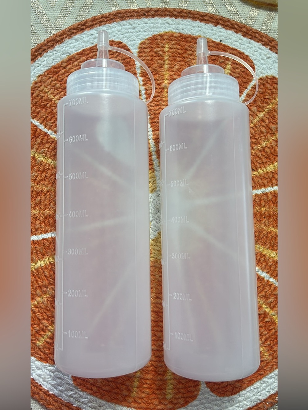 Set of 2 Clear Plastic Squeeze Bottles with Nozzles 24 oz